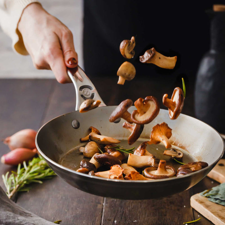 DE BUYER ovenproof iron pan MINERAL B PRO 24 cm carbon steel with stainless steel handle