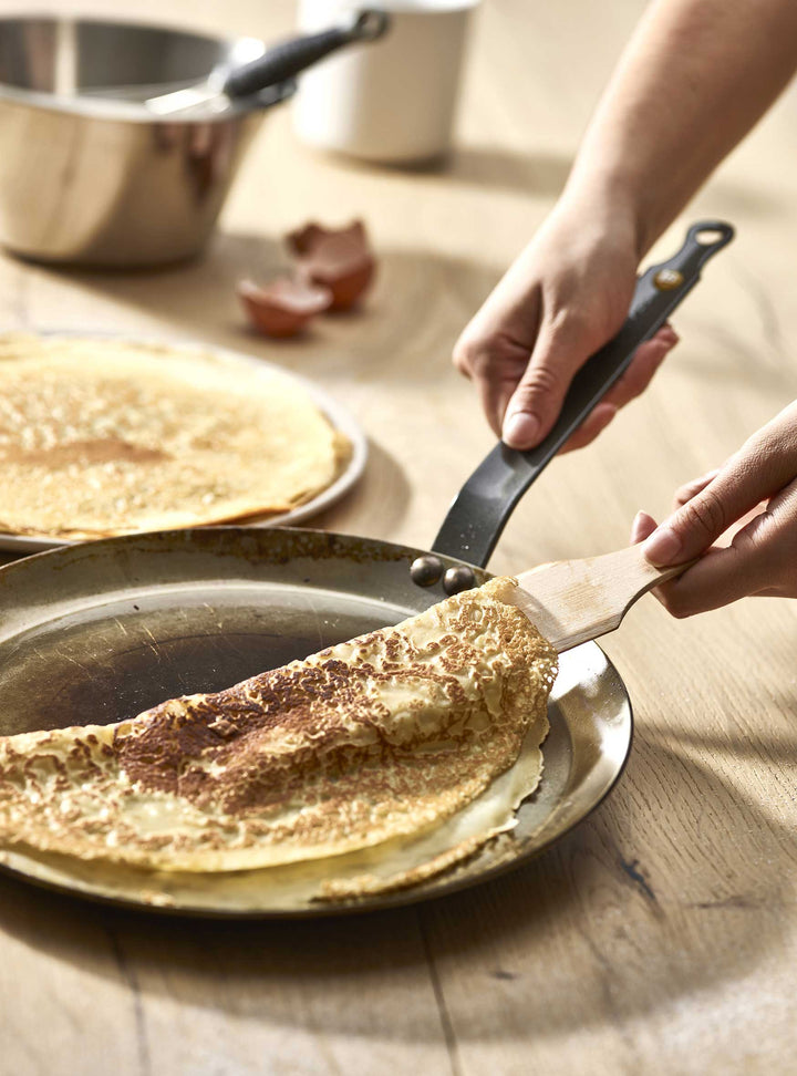 DE BUYER crêpe pan MINERAL B ELEMENT 30 cm iron pancake pan