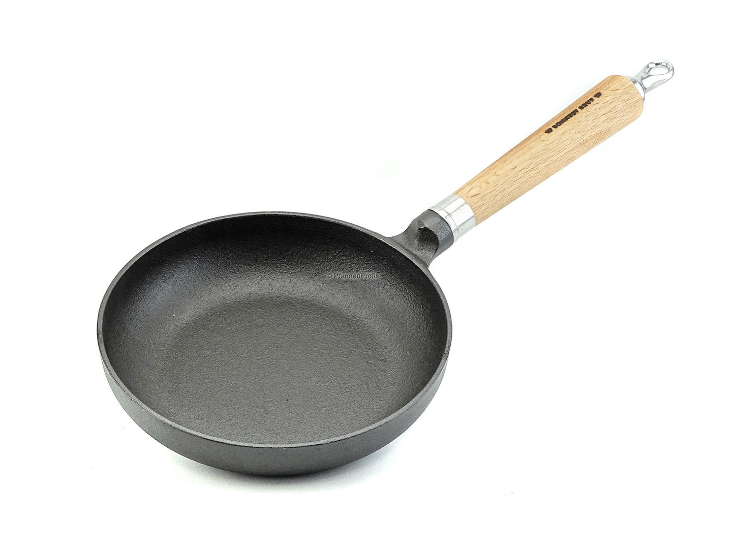 cast iron frypan 20 cm wooden handle pre-seasoned – pfannenprofis.com, image size:1440x1080