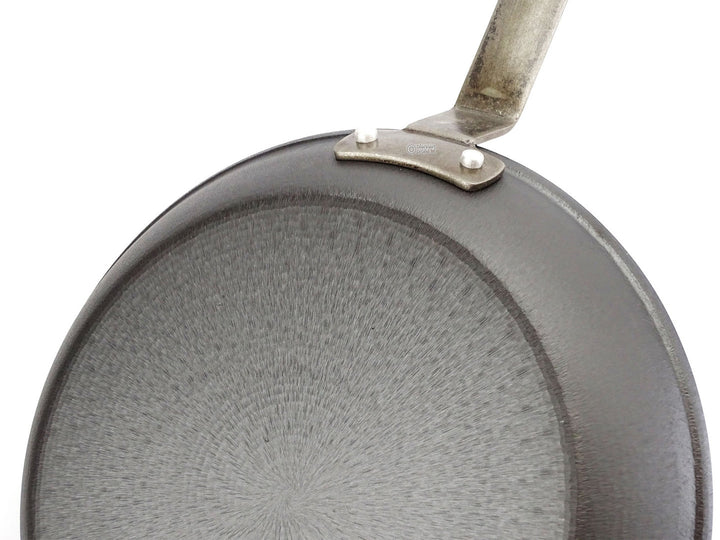 RONNEBY BRUK Gusseisen Bratpfanne ULTRA LIGHT PROFESSIONAL 28 cm, schon eingebrannt