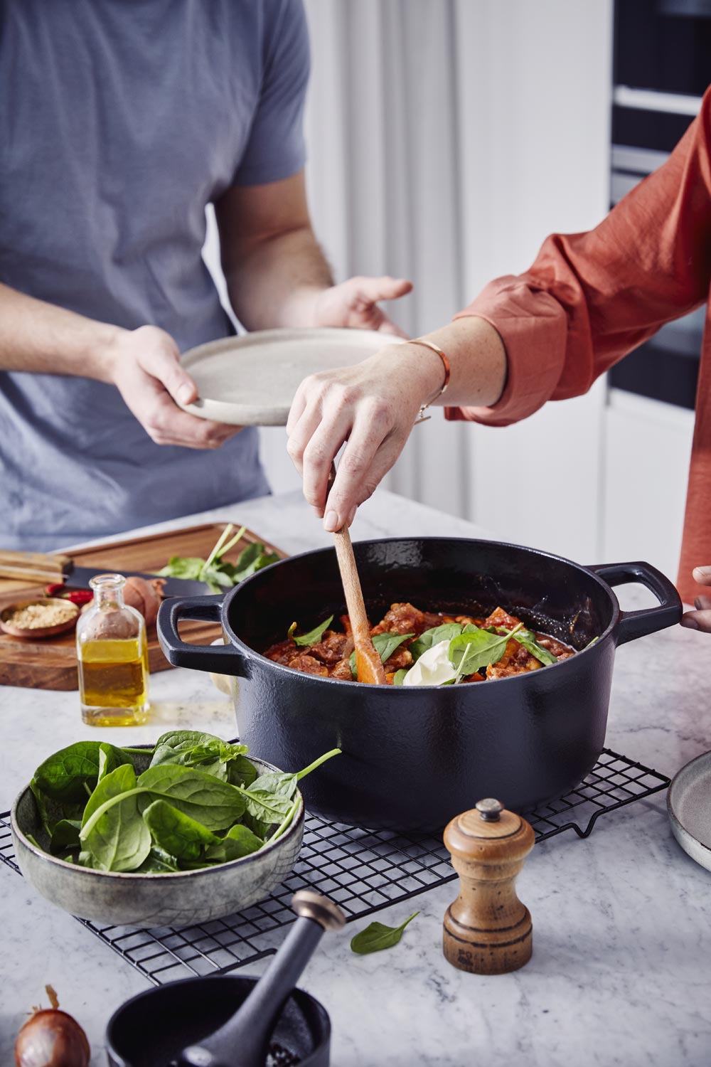 Staub Padella rotonda in ghisa con due manici cm. 26