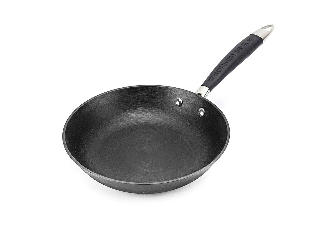 RONNEBY BRUK cast iron frypan ULTRA LIGHT ORIGINAL 20 cm with silicone handle, pre-seasoned