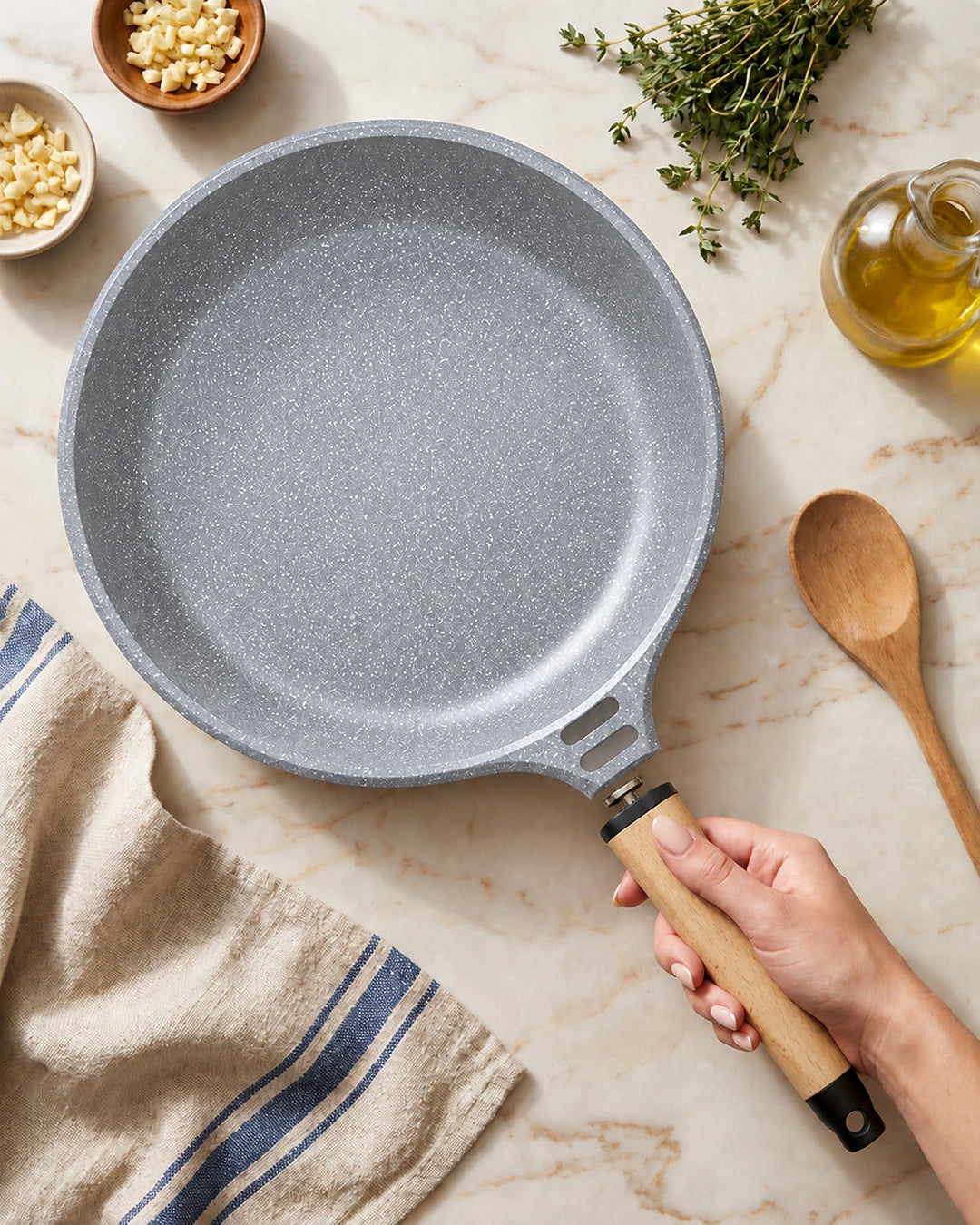 CASTEY Alu Guss Bratpfanne STONE CERAMIC 28 cm PFAS-frei abnehmbarer Holzgriff Induktion