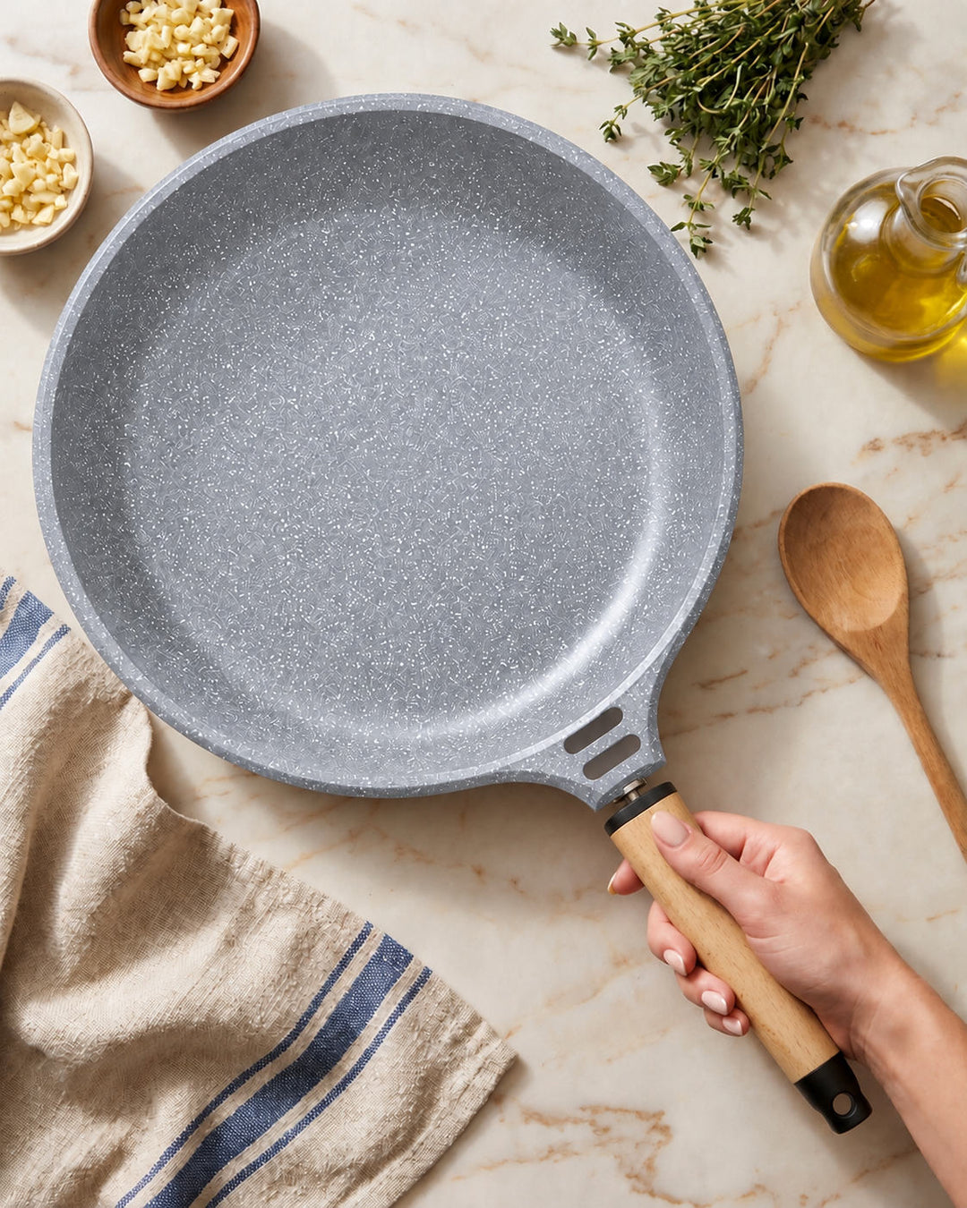 CASTEY Alu Guss Bratpfanne STONE CERAMIC 30 cm PFAS-frei abnehmbarer Holzgriff Induktion
