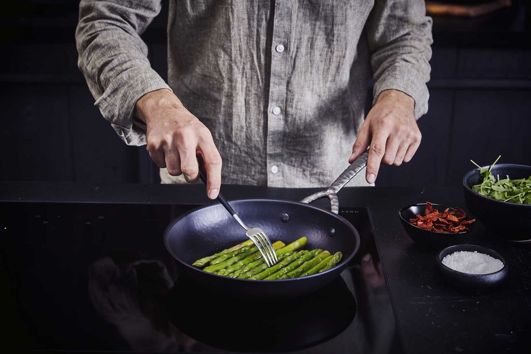 Carbon Steel Chef's Pan with Lid